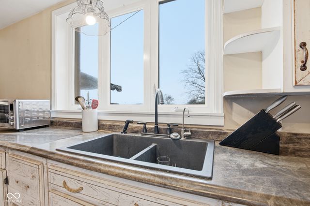 7234 W 200 S, Jamestown, IN 46147