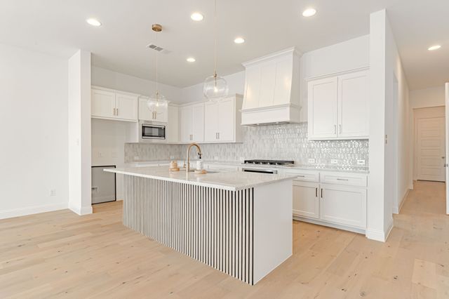 2143 Village Walk Place, Aledo, TX 76008