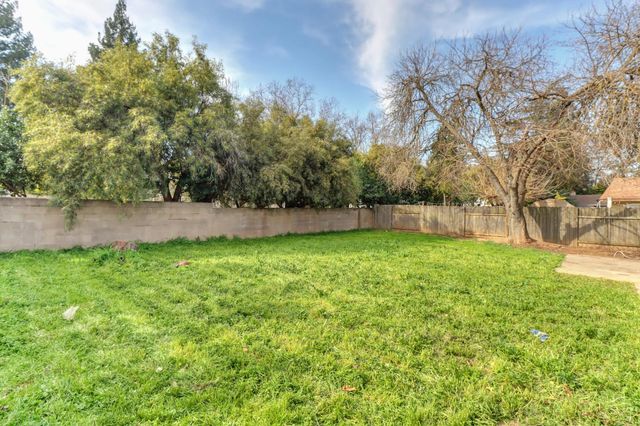 4028 Bairnsdale Way, Sacramento, CA 95826
