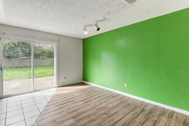 4028 Bairnsdale Way, Sacramento, CA 95826