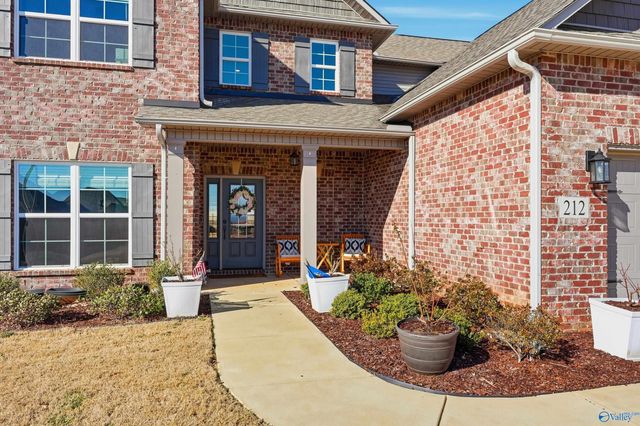 212 Somerdale Lane, Huntsville, AL 35811