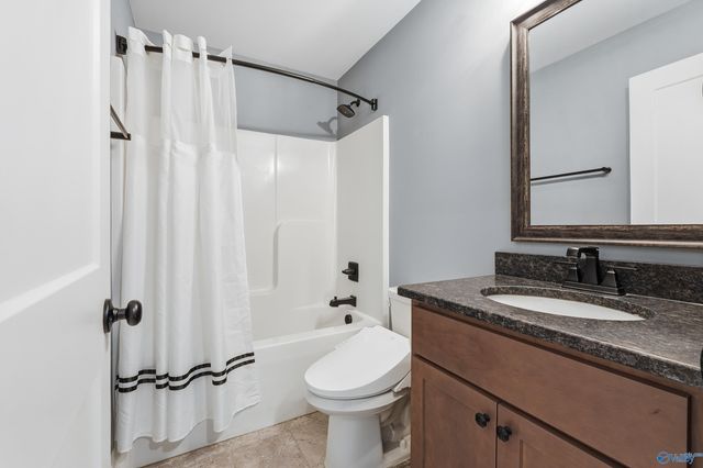 212 Somerdale Lane, Huntsville, AL 35811