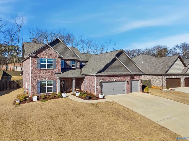 212 Somerdale Lane, Huntsville, AL 35811