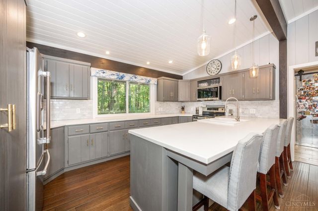 1114 Marion Avenue, Hamilton Twp, OH 45039