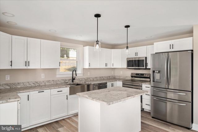 3391 N MAIN ST, Toms Brook, VA 22660