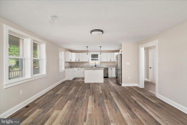 3391 N MAIN ST, Toms Brook, VA 22660