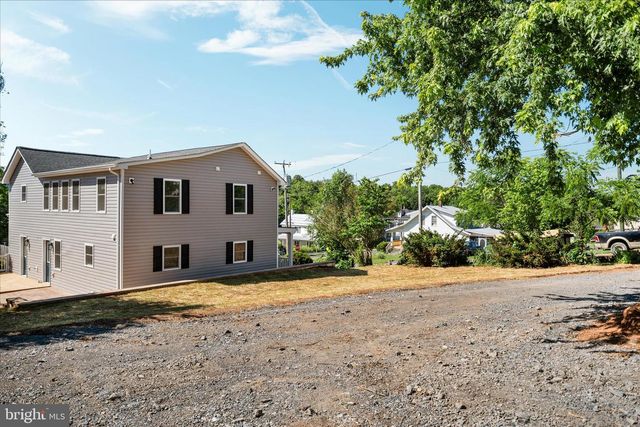 3391 N MAIN ST, Toms Brook, VA 22660