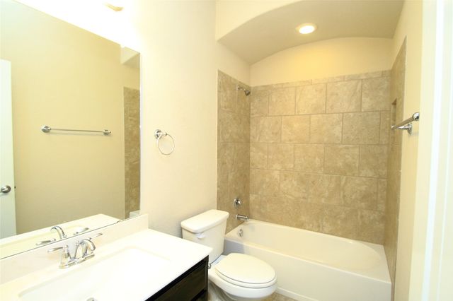 4817 Green River Drive, Denton, TX 76208