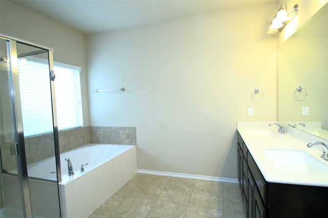 4817 Green River Drive, Denton, TX 76208