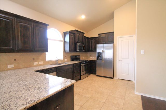 4817 Green River Drive, Denton, TX 76208