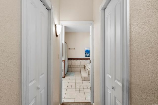 1052 Gravel Hill Road, Romance, AR 72136