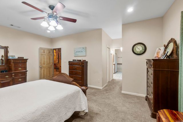 1052 Gravel Hill Road, Romance, AR 72136