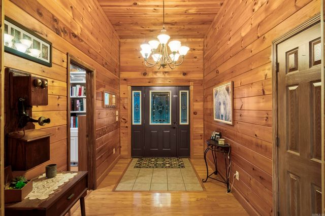 1052 Gravel Hill Road, Romance, AR 72136