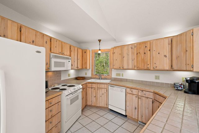 30 Briarwood Trail, New Buffalo Twp, MI 49117