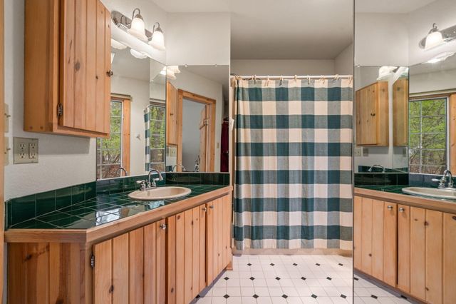 30 Briarwood Trail, New Buffalo Twp, MI 49117