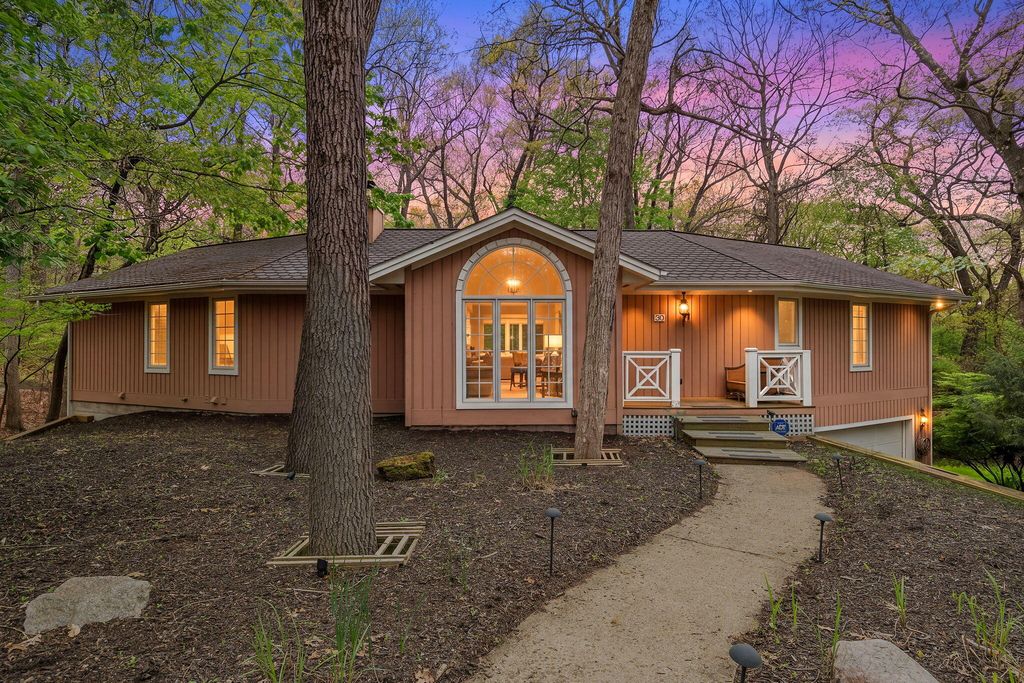 30 Briarwood Trail, New Buffalo Twp, MI 49117