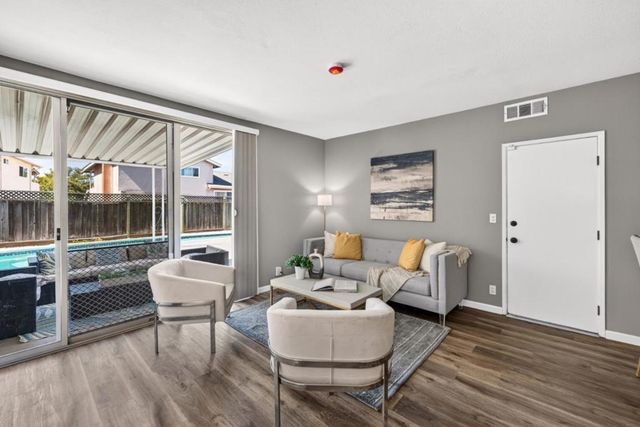 5443 Entrada Cedros, San Jose, CA 95123