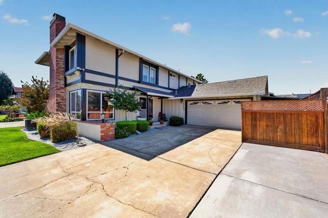 5443 Entrada Cedros, San Jose, CA 95123