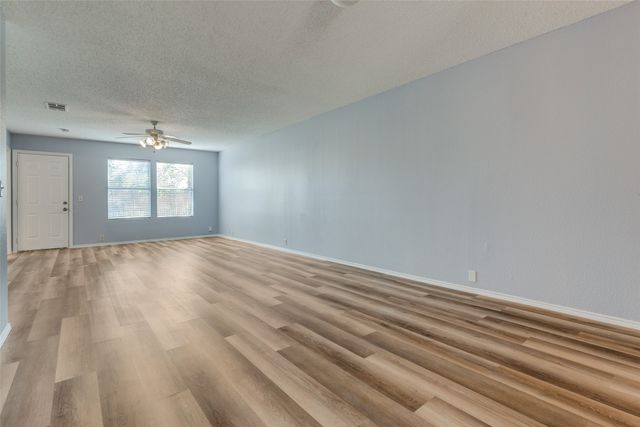 1338 Hardned Lane, Dallas, TX 75217