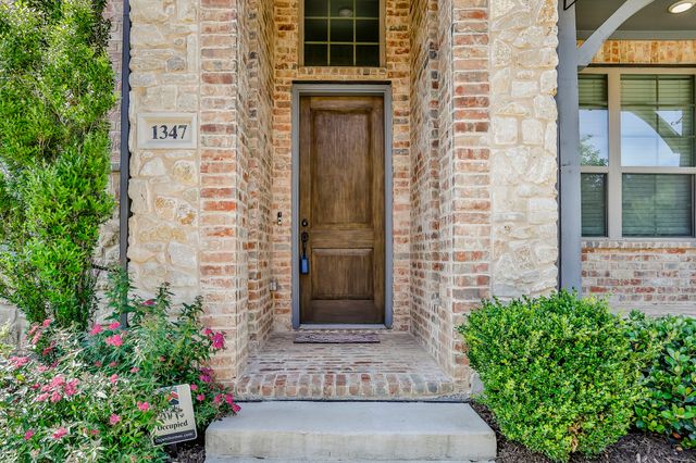 1347 Casselberry Drive, Flower Mound, TX 75028