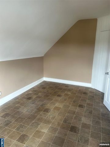 147 Lincoln Avenue, Orange, NJ 07050