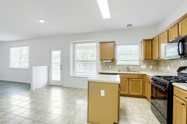 4125 Pebble Ridge CV, Round Rock, TX 78681