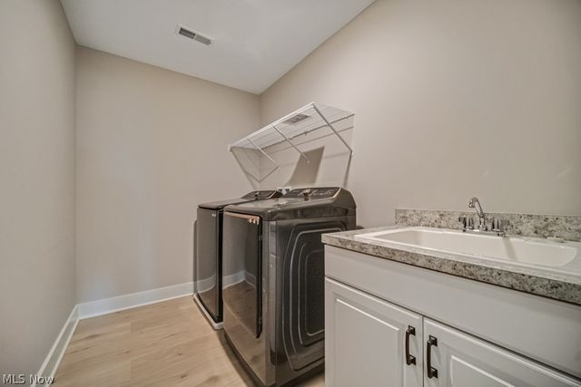 8809 Leatherleaf Drive, Columbia Station, OH 44028