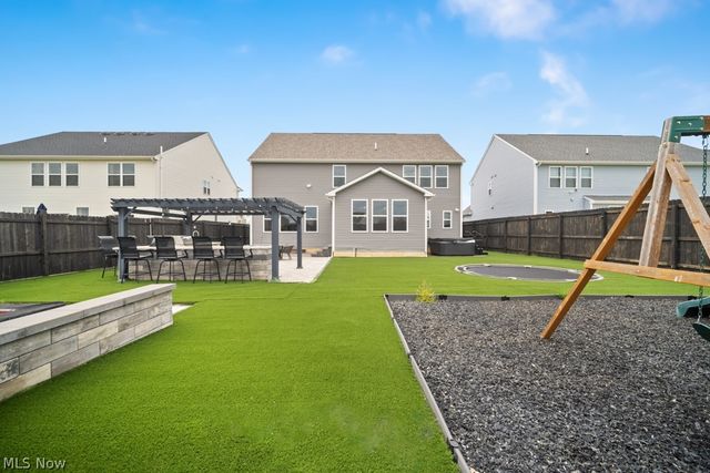 8809 Leatherleaf Drive, Columbia Station, OH 44028