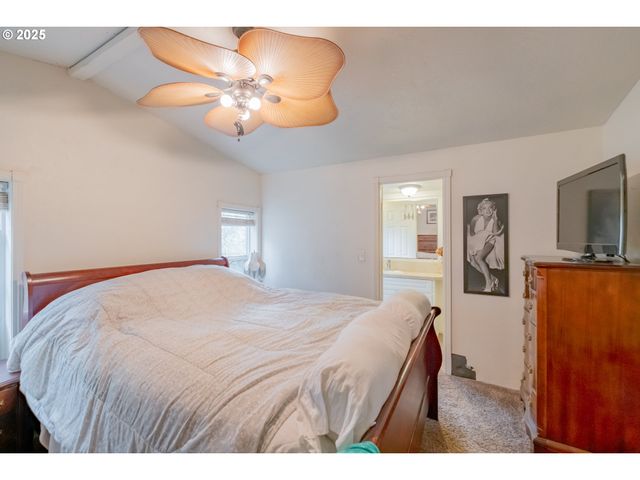 6000 RIVER Rd S, Salem, OR 97302