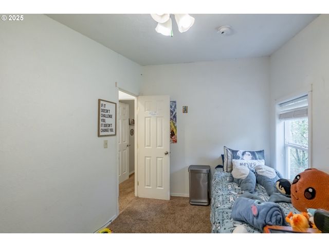 6000 RIVER Rd S, Salem, OR 97302