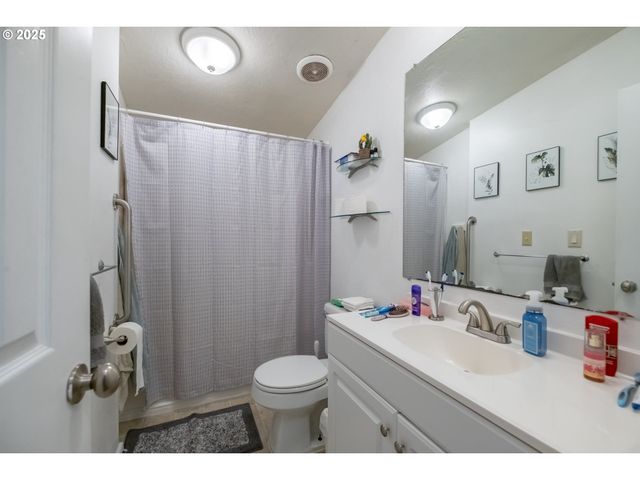 6000 RIVER Rd S, Salem, OR 97302