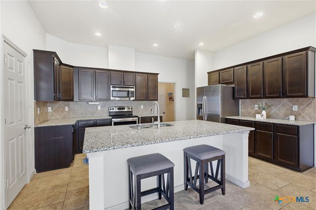 107 Ruger Path, New Braunfels, TX 78130