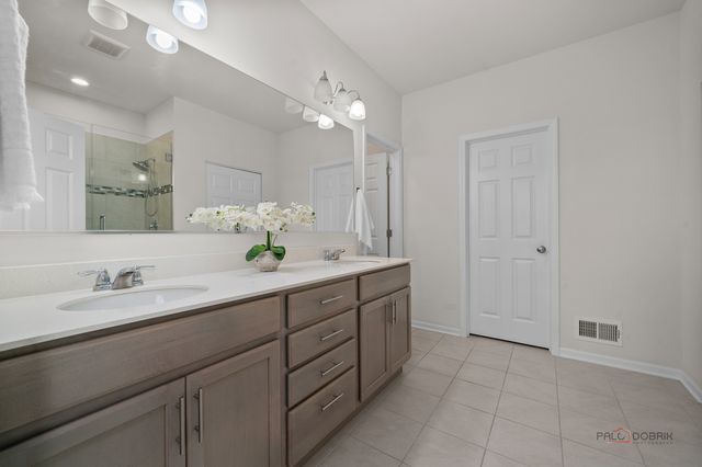 20540 W Spyglass Court, Kildeer, IL 60047
