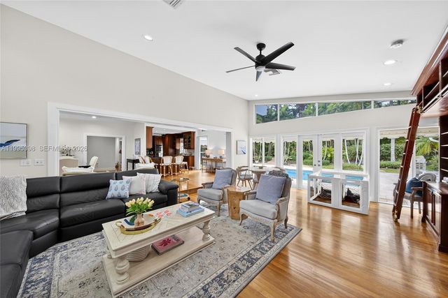 12330 Pine Needle Ln, Pinecrest, FL 33156