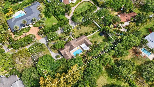 12330 Pine Needle Ln, Pinecrest, FL 33156