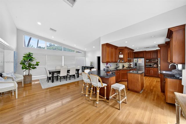 12330 Pine Needle Ln, Pinecrest, FL 33156