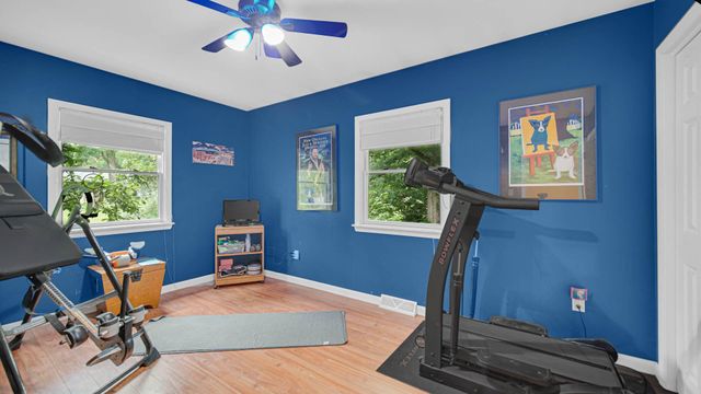 495 Meadowwood Drive, Valparaiso, IN 46385