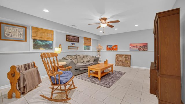 495 Meadowwood Drive, Valparaiso, IN 46385