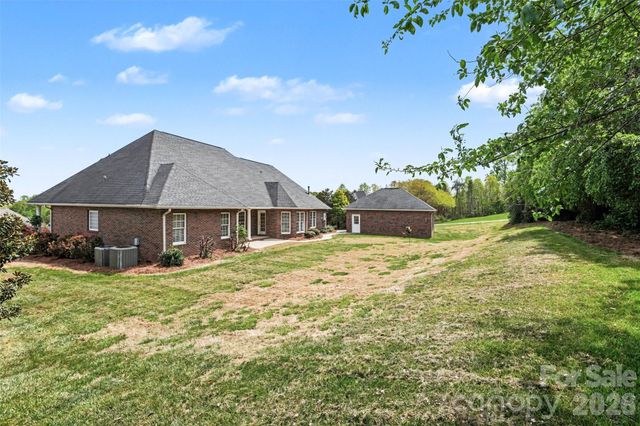 1021 Horse Rock Road 42, Hickory, NC 28602