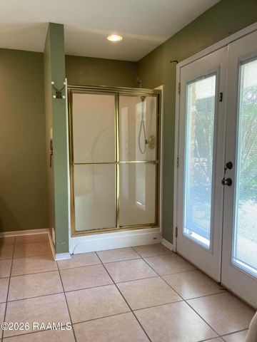 416 E 5th Street, Crowley, LA 70526