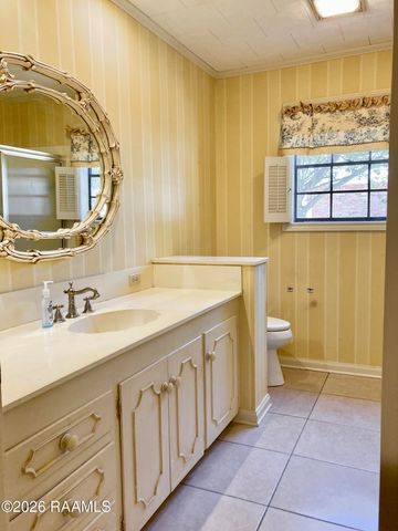 416 E 5th Street, Crowley, LA 70526