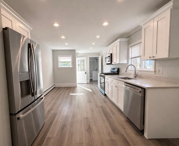 222 Neck St, Weymouth, MA 02191