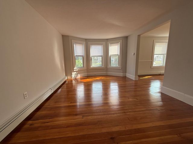 222 Neck St, Weymouth, MA 02191