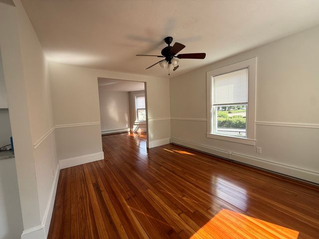 222 Neck St, Weymouth, MA 02191