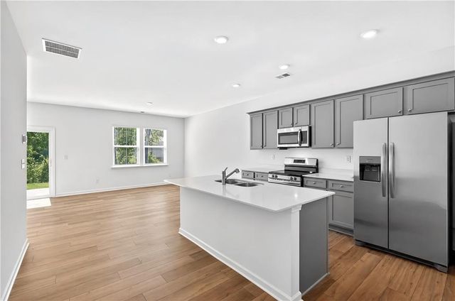 8 Gulfstream Drive, Lagrange, GA 30241