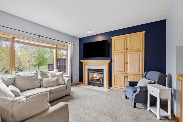 10118 Yates Avenue N, Brooklyn Park, MN 55443