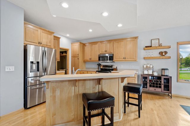 10118 Yates Avenue N, Brooklyn Park, MN 55443