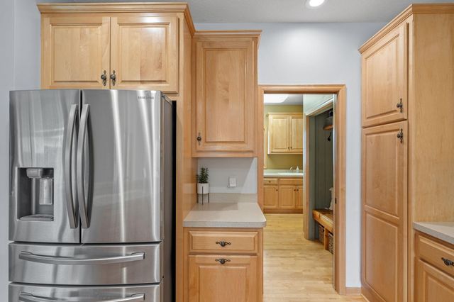 10118 Yates Avenue N, Brooklyn Park, MN 55443