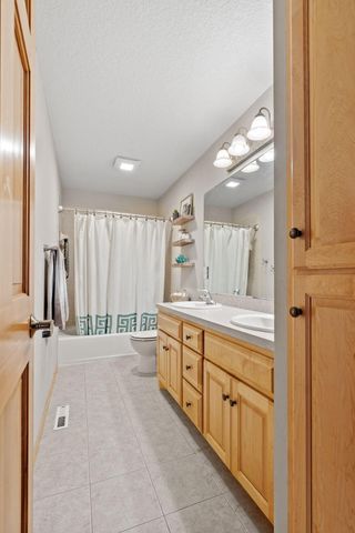 10118 Yates Avenue N, Brooklyn Park, MN 55443