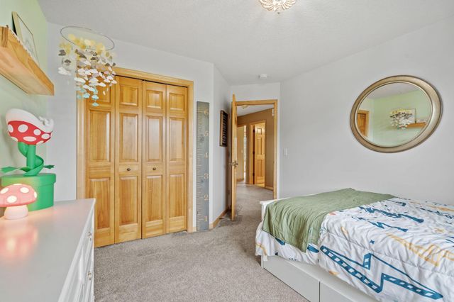 10118 Yates Avenue N, Brooklyn Park, MN 55443